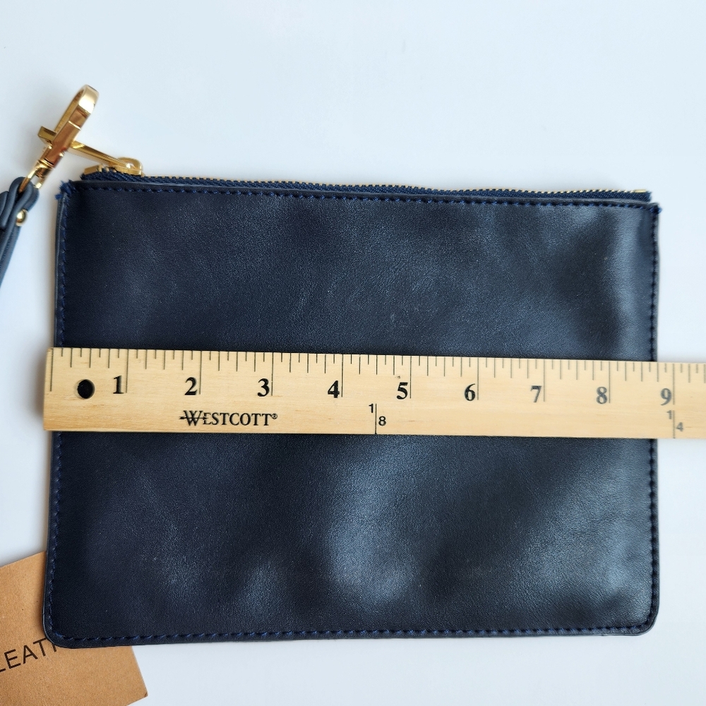 Savanna Genuine Leather Navy Wristlet Pouch Bag Zipper Soft New With Tags - Picture 12 of 15